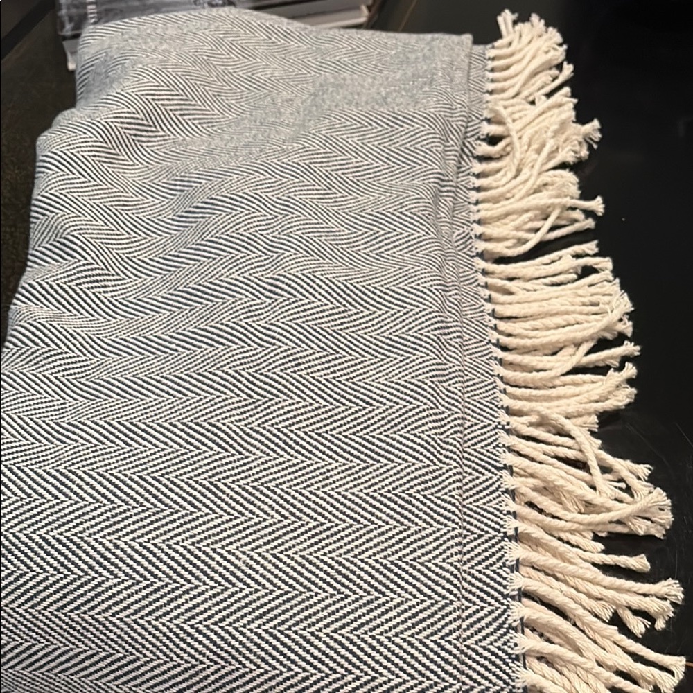 SFERRA White and Blue Blanket Luxurious Bedding